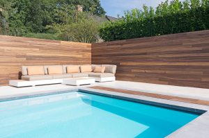 Piscine LPW POOLS La Plage 9 côé volet et poutre de haut niveau d'eau