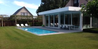 vue avec terrasse piscine avec canal de nage ZK 12 LPW